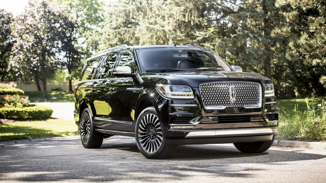 Chuyên cơ mặt đất Lincoln Navigator 2018 thêm đồ sộ với phiên bản kéo dài - Ảnh 9.