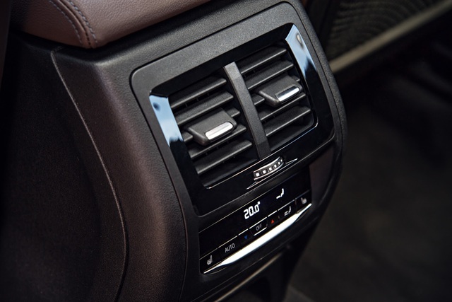 SUV hạng sang BMW X3 2018 chính thức được vén màn với công nghệ cao hơn - Ảnh 8.
