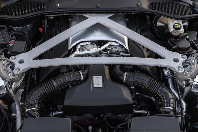 Aston Martin DB11 có thêm phiên bản V8 với giá mềm hơn - Ảnh 1.