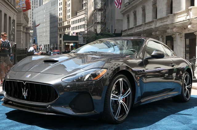 Cặp đôi xe sang Maserati GranTurismo và GranCabrio 2018 rủ nhau ra mắt - Ảnh 4.