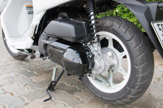 Cận cảnh xe ga kiểu dáng lạ Yamaha QBIX 125 ABS tại Việt Nam - Ảnh 13.