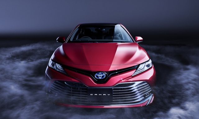 Toyota Camry 2018 chính thức ra mắt tại Nhật Bản, giá từ 656 triệu Đồng - Ảnh 2.