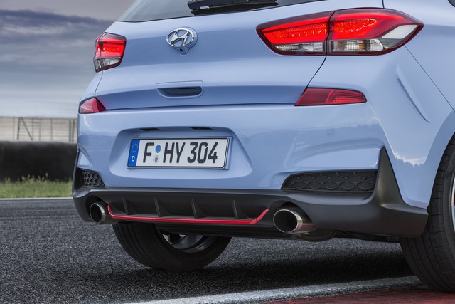 Phiên bản thể thao của xe gia đình Hyundai i30 chính thức trình làng - Ảnh 12. Phiên bản thể thao của xe gia đình Hyundai i30 chính thức trình làng - Ảnh 12.