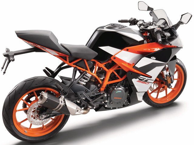 Cận cảnh mô tô thể thao giá mềm KTM RC390 2017 - Ảnh 3.