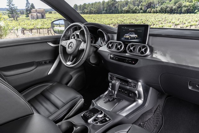 Xe bán tải hạng sang Mercedes-Benz X-Class 2018 trình làng, giá gần 1 tỷ Đồng - Ảnh 12.