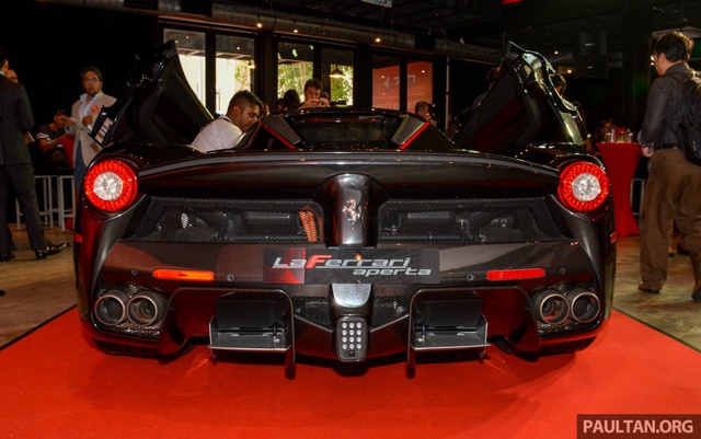 Siêu phẩm Ferrari LaFerrari Aperta ra mắt tại Malaysia, nhà giàu Việt phát thèm - Ảnh 10.