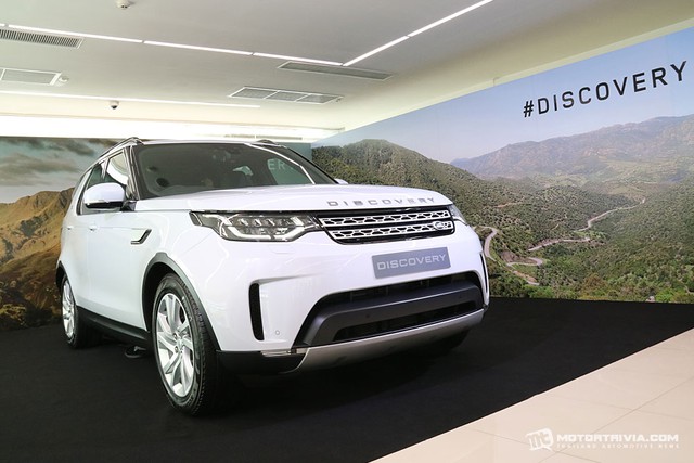 SUV hạng sang Land Rover Discovery 2018 cập bến Đông Nam Á, giá từ 4,4 tỷ Đồng - Ảnh 1.