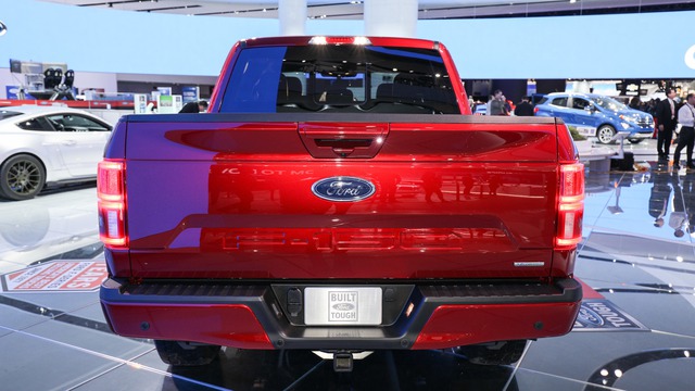 Xe bán tải khủng long Ford F-150 2018 được chốt giá chính thức - Ảnh 9.