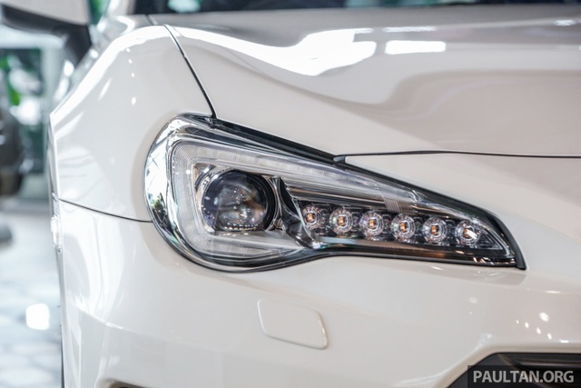 Xe thể thao Subaru BRZ 2017 lặng lẽ ra mắt Đông Nam Á với giá 1,18 tỷ Đồng - Ảnh 3.