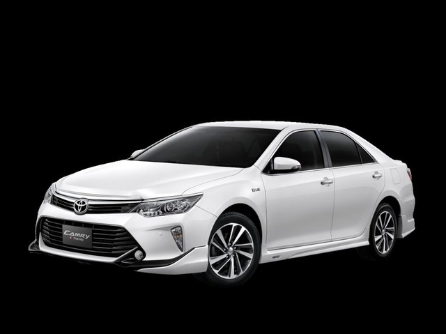 Toyota tung ra Camry 2.0G Extremo 2017 với giá từ 1,04 tỷ Đồng - Ảnh 2.