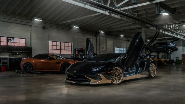 Diện kiến chiếc siêu xe Lamborghini Aventador SV Coupe cuối cùng xuất xưởng - Ảnh 4.