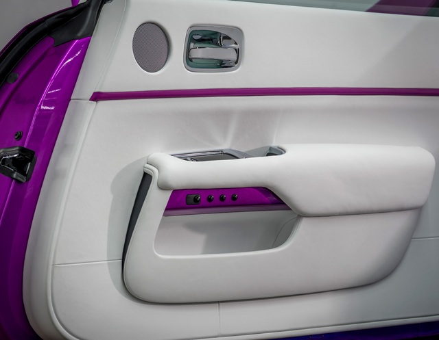 Diện kiến Rolls-Royce Dawn màu tím thửa riêng của một nhà sưu tập xe nổi tiếng - Ảnh 7.