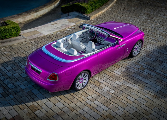 Diện kiến Rolls-Royce Dawn màu tím thửa riêng của một nhà sưu tập xe nổi tiếng - Ảnh 11.