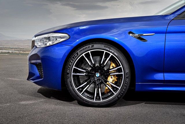 Sedan hiệu suất cao BMW M5 2018 chính thức được vén màn - Ảnh 7.