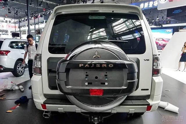 Phiên bản mới của Mitsubishi Pajero - SUV 7 chỗ không ai thèm mua tại Việt Nam - chính thức trình làng - Ảnh 3.