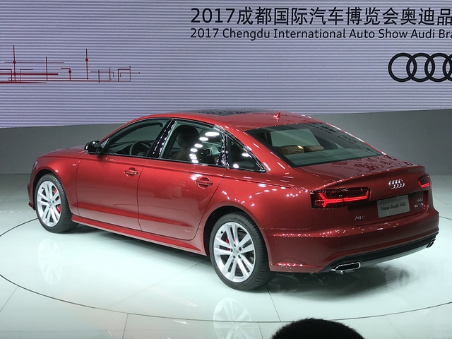 Vén màn phiên bản mới của Audi A6 trục cơ sở dài - Ảnh 5.