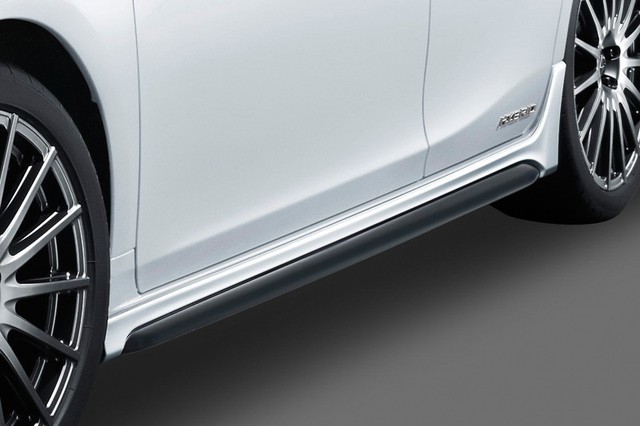 Xe từng bị chê hết lời Lexus CT 200h có phiên bản TRD thể thao hơn - Ảnh 3. Xe từng bị chê hết lời Lexus CT 200h có phiên bản TRD thể thao hơn - Ảnh 3.