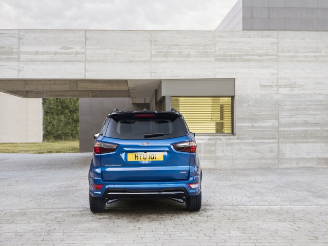 Ford giới thiệu SUV đô thị EcoSport 2018 chỉ tiêu thụ 4,5 lít nhiên liệu cho 100 km - Ảnh 5.