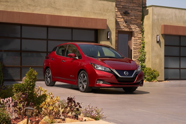 Nissan Leaf 2018 ra mắt với công nghệ nhiều như mây - Ảnh 2.