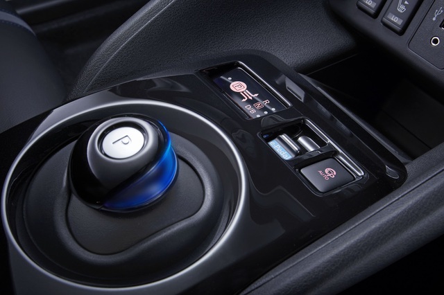 Nissan Leaf 2018 ra mắt với công nghệ nhiều như mây - Ảnh 16.