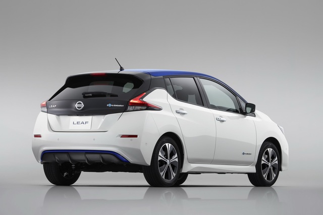Nissan Leaf 2018 ra mắt với công nghệ nhiều như mây - Ảnh 21. Nissan Leaf 2018 ra mắt với công nghệ nhiều như mây - Ảnh 21.