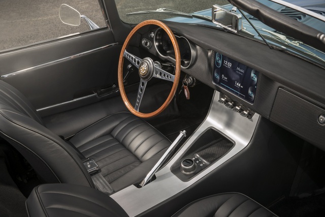 Jaguar E-Type Zero: Khi huyền thoại được hồi sinh với công nghệ của thời đại mới - Ảnh 6.