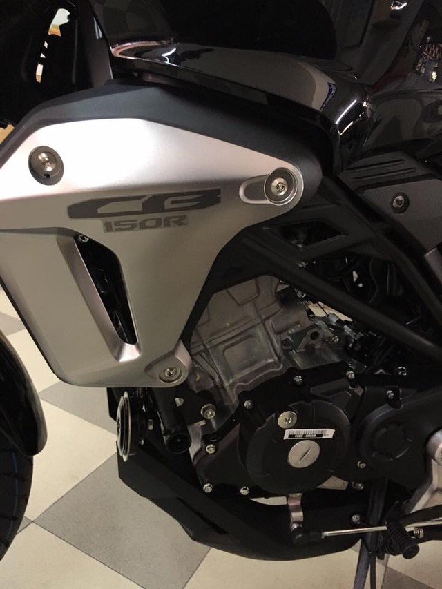 Lần đầu nghe tiếng pô của naked bike Honda CB150R ExMotion mới ra mắt - Ảnh 8.