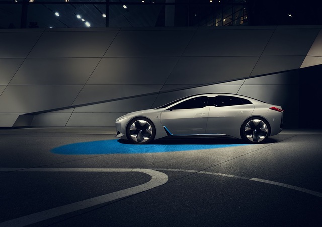 BMW ra mắt i Vision Dynamics hoàn toàn mới, không phải là i5 trong truyền thuyết - Ảnh 6.