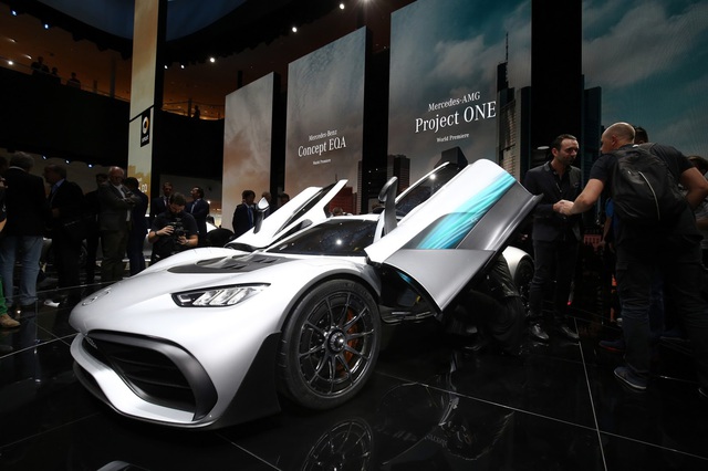 Vẻ đẹp xuất sắc của xe đua Công thức 1 đường phố Mercedes-AMG Project One ngoài đời thực - Ảnh 9.