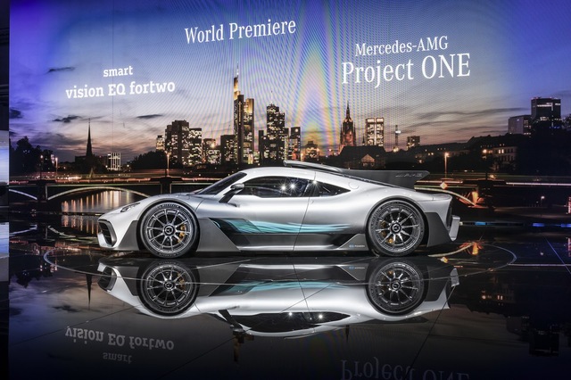 Vẻ đẹp xuất sắc của xe đua Công thức 1 đường phố Mercedes-AMG Project One ngoài đời thực - Ảnh 16.