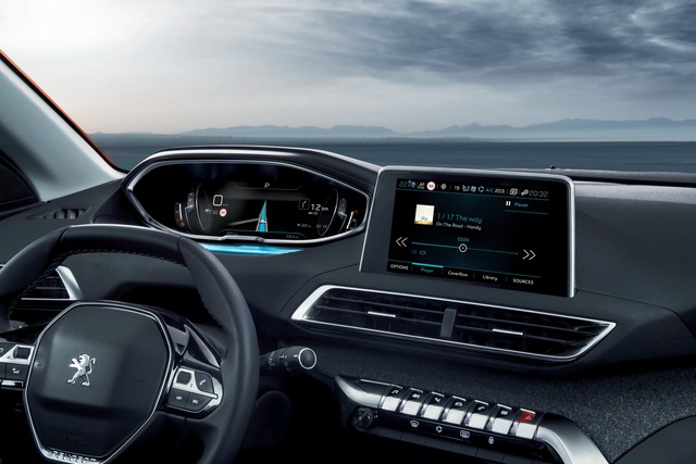 Crossover 5 chỗ Peugeot 3008 2017 bất ngờ xuất hiện trên đường phố Việt Nam, được đồn ra mắt vào năm sau - Ảnh 7. Crossover 5 chỗ Peugeot 3008 2017 bất ngờ xuất hiện trên đường phố Việt Nam, được đồn ra mắt vào năm sau - Ảnh 7.