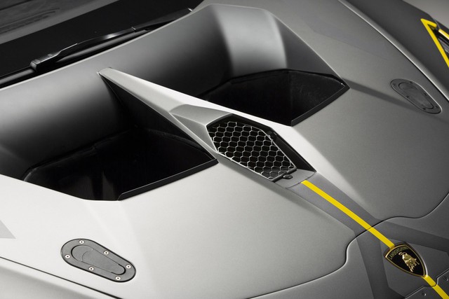Lamborghini vén màn phiên bản đường đua của siêu xe Huracan - Ảnh 10. Lamborghini vén màn phiên bản đường đua của siêu xe Huracan - Ảnh 10.