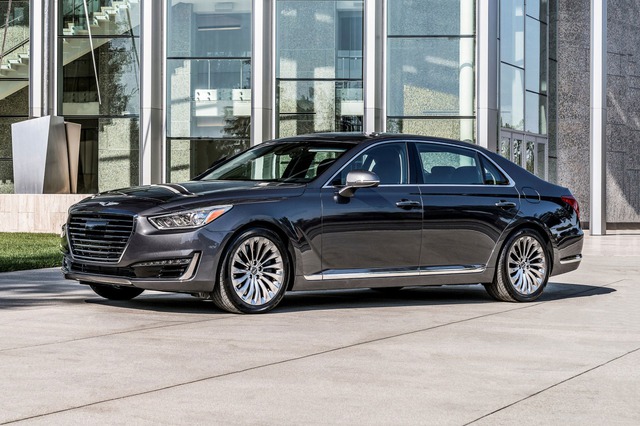 Sếp Hyundai chê BMW và Mercedes-Benz tập trung vào những công nghệ vô dụng - Ảnh 3. Sếp Hyundai chê BMW và Mercedes-Benz tập trung vào những công nghệ vô dụng - Ảnh 3.