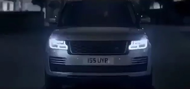 SUV hạng sang Range Rover 2018 lộ diện sớm với trang bị giống Velar - Ảnh 2. SUV hạng sang Range Rover 2018 lộ diện sớm với trang bị giống Velar - Ảnh 2.