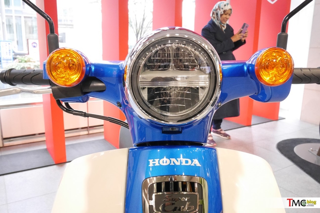 Chiêm ngưỡng phiên bản mới của huyền thoại Honda Super Cub tại đại lý - Ảnh 3.