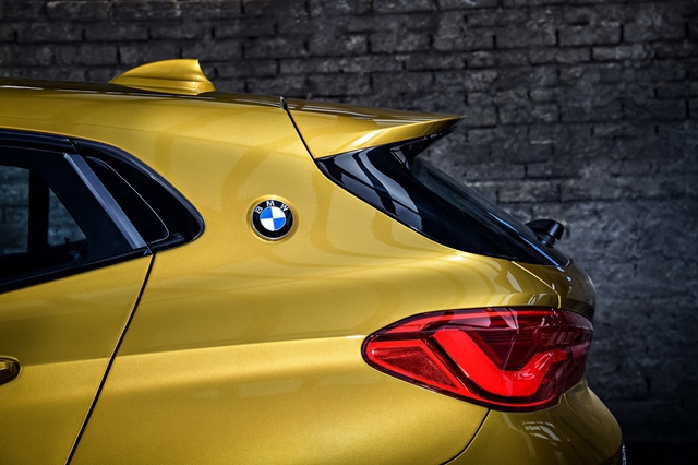 BMW X2 - SUV hạng sang hoàn toàn mới, cạnh tranh Mercedes-Benz GLA - Ảnh 9.