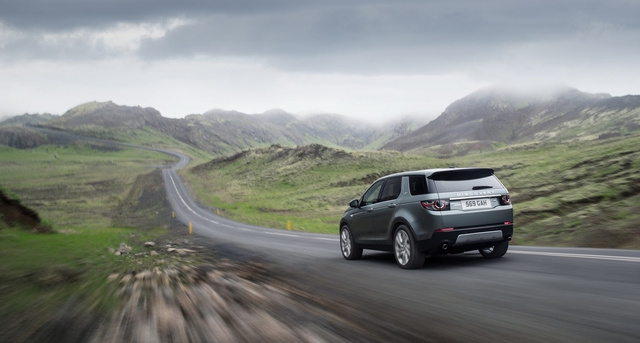 Cặp SUV sang Land Rover Discovery Sport và Range Rover Evoque được nâng cấp nhẹ - Ảnh 11.