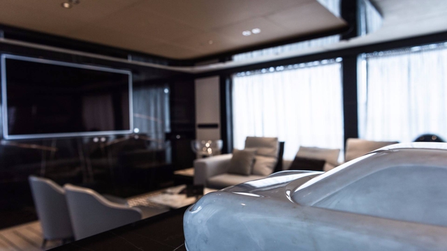 Choáng ngợp với vẻ đẹp của siêu du thuyền trị giá 334 tỷ Đồng của Porsche - Ảnh 9.