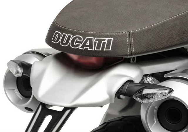 Ducati Scrambler 1100 bất ngờ hiện nguyên hình trước ngày ra mắt - Ảnh 4.