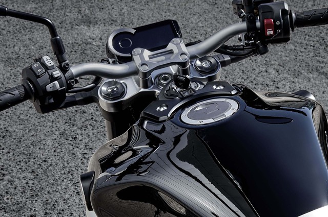Honda CB1000R 2018 ra mắt với thiết kế của Neo Sport Café và động cơ mạnh hơn - Ảnh 13. Honda CB1000R 2018 ra mắt với thiết kế của Neo Sport Café và động cơ mạnh hơn - Ảnh 13.