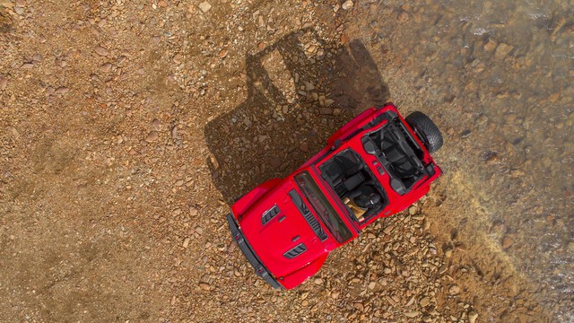 Lộ nội thất của xe việt dã Jeep Wrangler 2018 - Ảnh 4.