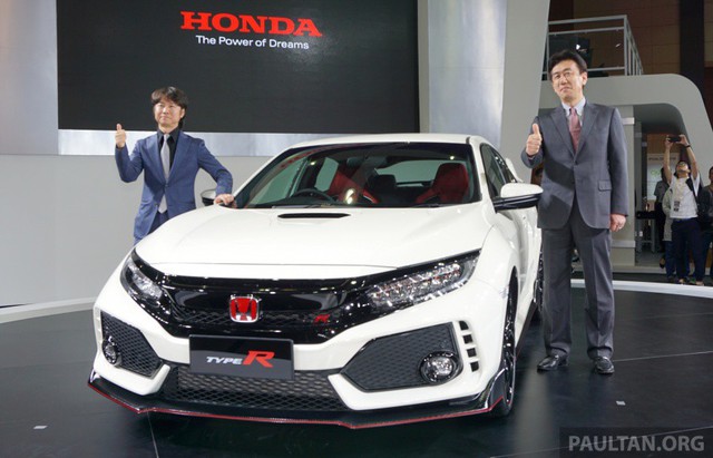 Honda Civic Type R 2017 vừa ra mắt Malaysia đã vượt doanh số mong đợi - Ảnh 1.
