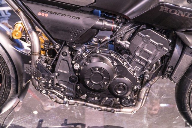 Chiêm ngưỡng vẻ đẹp của Honda CB4 Interceptor - xe café racer đến từ tương lai - Ảnh 14. Chiêm ngưỡng vẻ đẹp của Honda CB4 Interceptor - xe café racer đến từ tương lai - Ảnh 14.