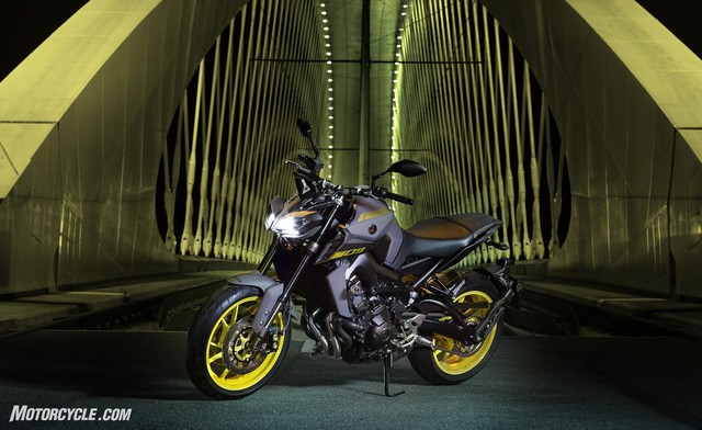 Yamaha MT-07 2018: Thay đổi nhẹ, giá cao hơn - Ảnh 7.