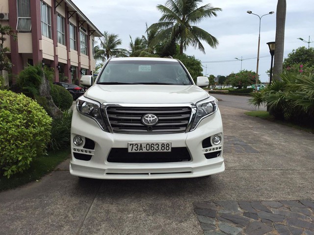 Điểm mặt những mẫu SUV khủng của các đại gia Quảng Bình - Ảnh 27. Điểm mặt những mẫu SUV khủng của các đại gia Quảng Bình - Ảnh 27.