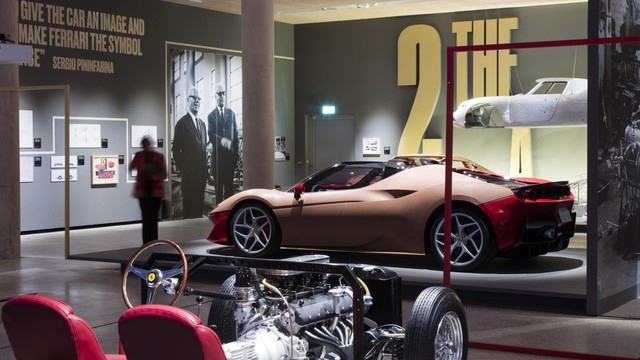 Một vòng triển lãm Ferrari tại London - Ảnh 2.