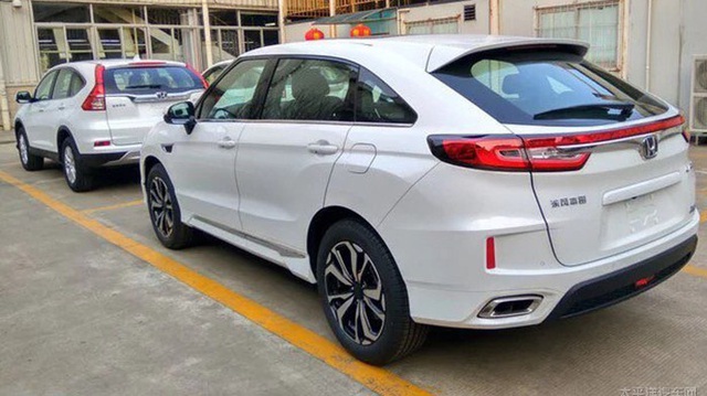 Bắt gặp crossover 5 chỗ Honda UR-V với kích thước lớn hơn CR-V ngoài đời thực