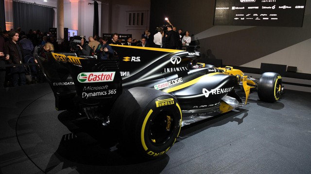 Renault ra mắt xe đua F1 mới cho mùa giải 2017 - Ảnh 10.