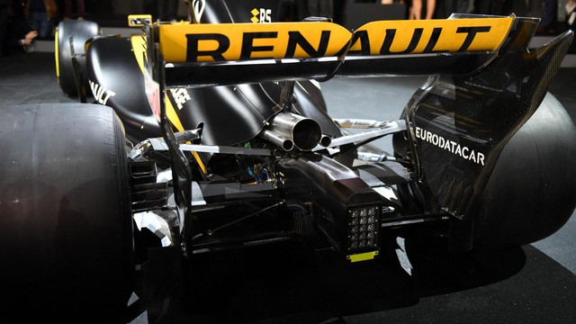 Renault ra mắt xe đua F1 mới cho mùa giải 2017 - Ảnh 11.