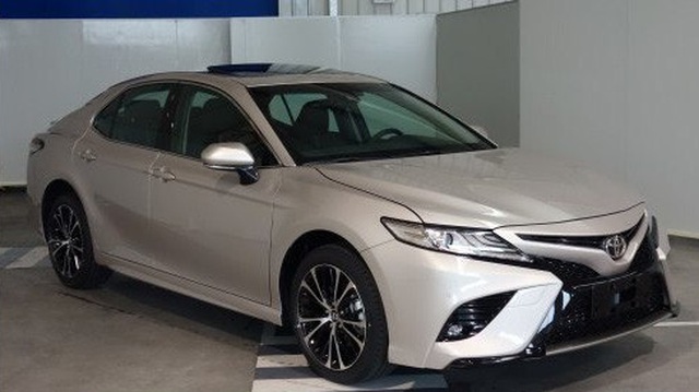 Toyota Camry 2018 phiên bản dành cho thị trường Trung Quốc lộ diện